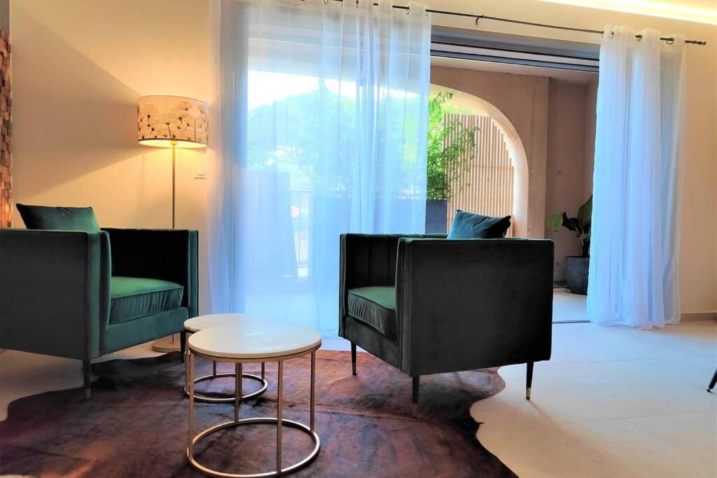 Suites Jm - Le Temps D'Une Escale Hyeres Luaran gambar